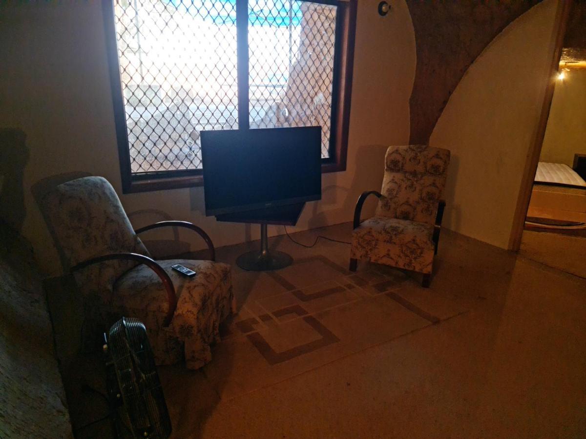 Underwood Court Fresh Dugout- Hosted By Coober Pedy Accommodations Luaran gambar